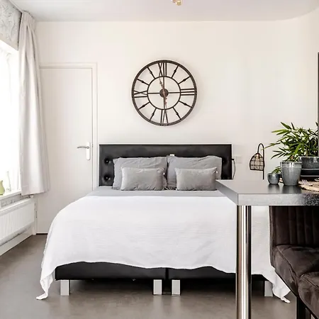 And Dunes - Free Parking